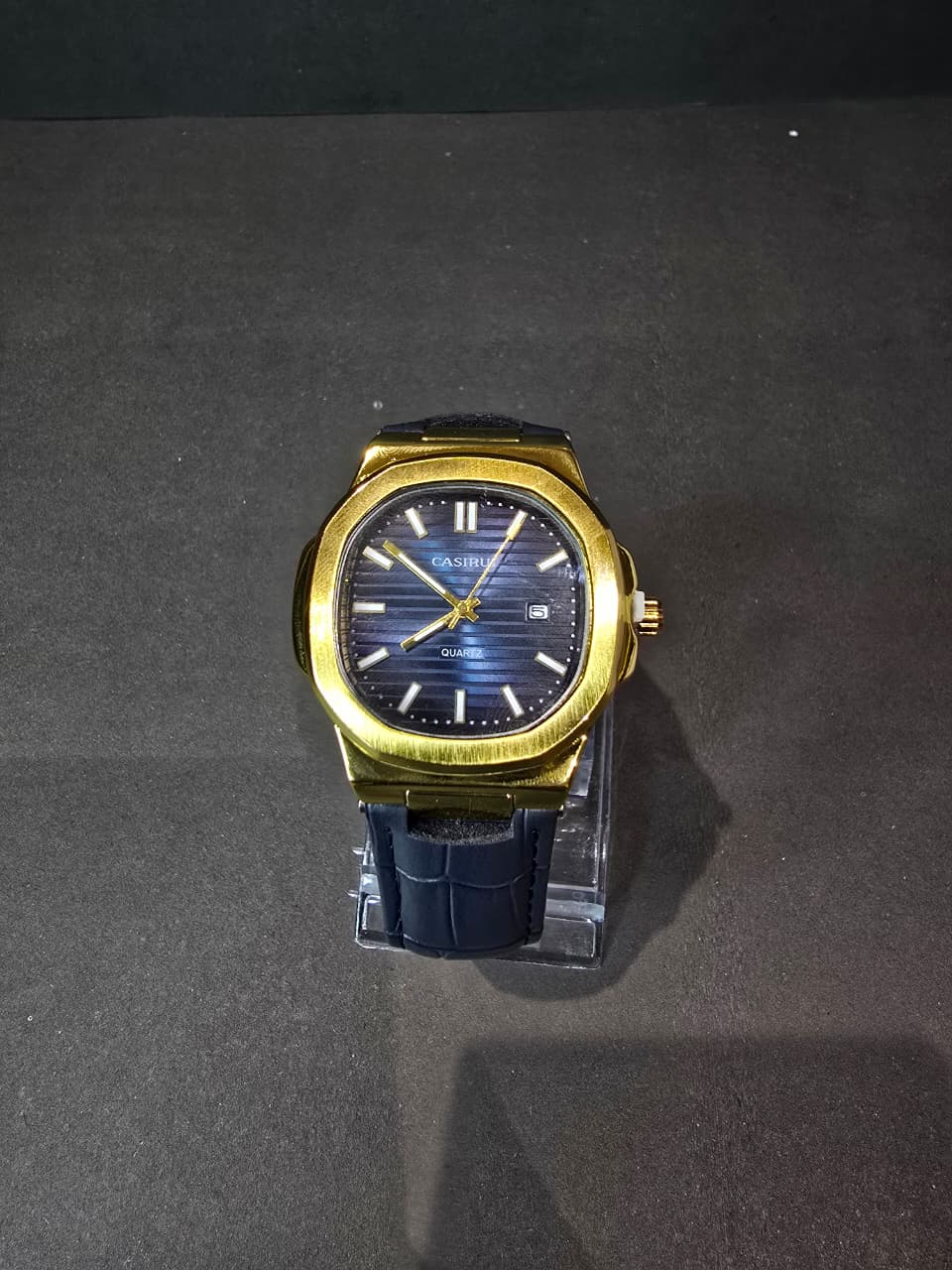 Casirui Elegant Quartz Watch – Sleek Modern Design, Everyday Style