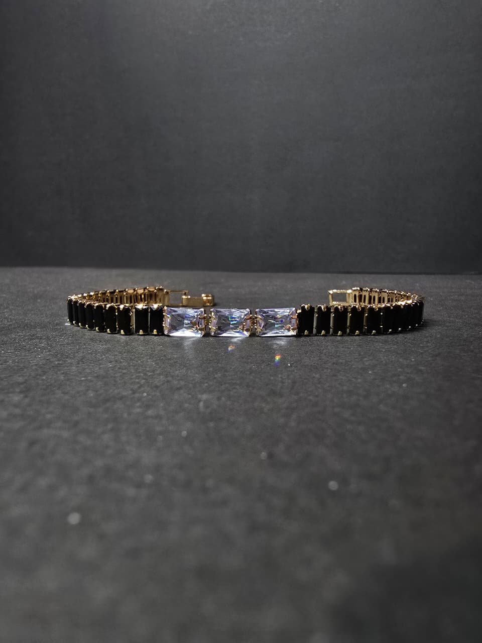 Black Bracelet for Girls – Stylish Trendy Fashion Accessory