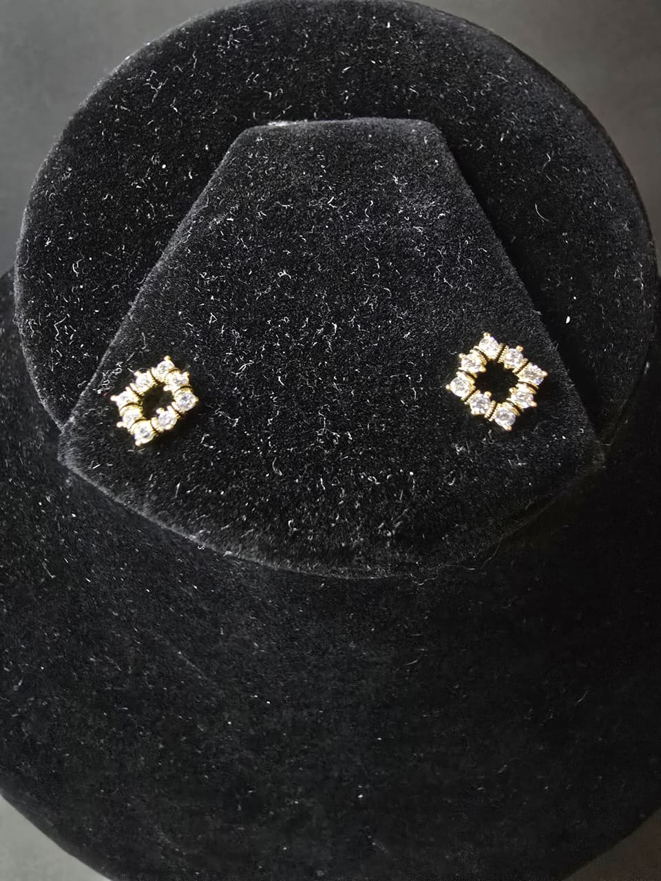Earrings Set – Stylish Elegant Jewelry for Women & Girls