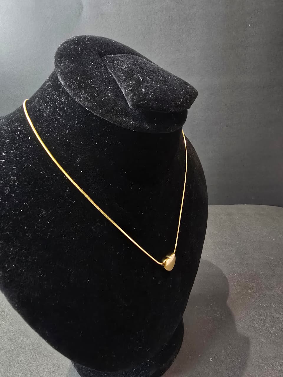 Golden Necklace for Girls – Elegant Stylish Jewelry for Parties & Daily Wear