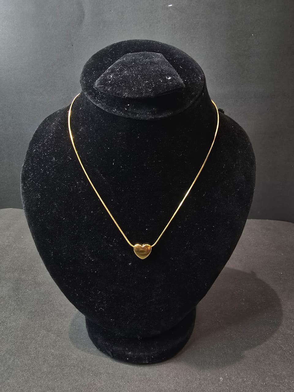 Golden Necklace for Girls – Elegant Stylish Jewelry for Parties & Daily Wear